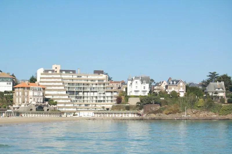 Le Crystal Dinard Plage Francie