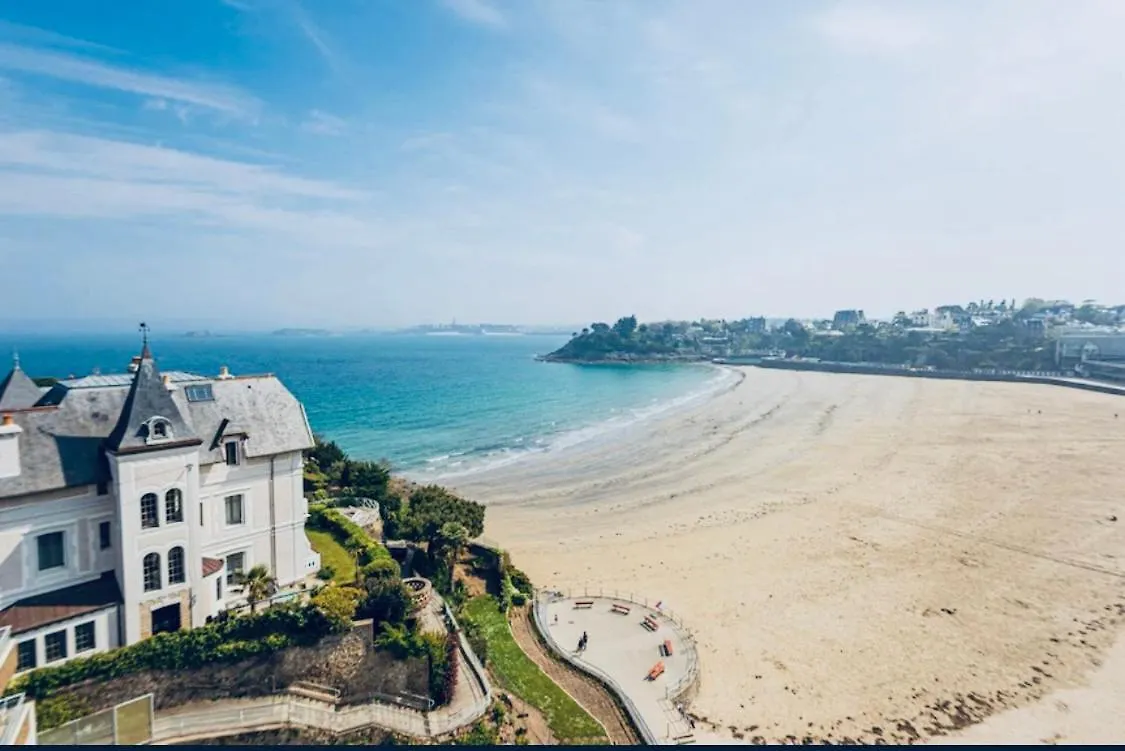 *** Hotel Le Crystal Dinard Plage France
