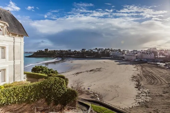 Le Crystal Dinard Plage Hotel
